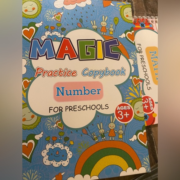 For magic practice copy books with Carrie bag and magic pens. With a stencil set - Picture 6 of 8